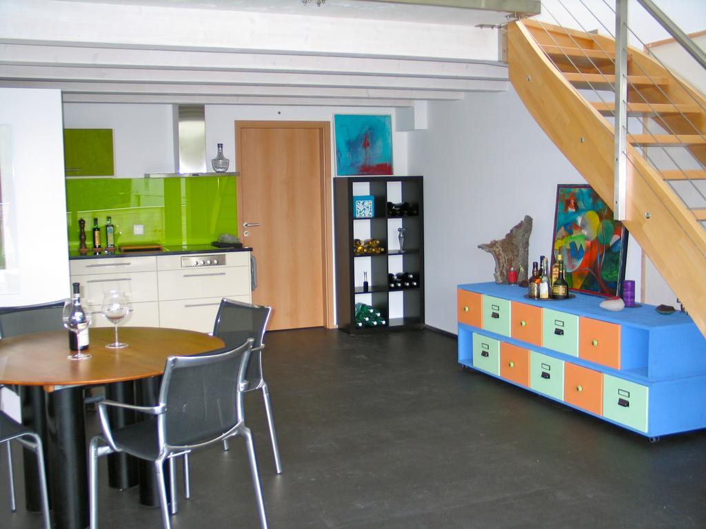 Artist'S Loft Zur Maloya Διαμέρισμα Ormalingen Δωμάτιο φωτογραφία