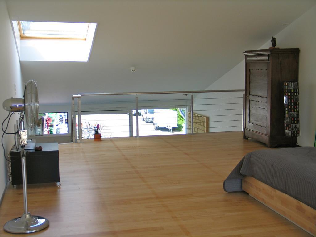 Artist'S Loft Zur Maloya Διαμέρισμα Ormalingen Δωμάτιο φωτογραφία